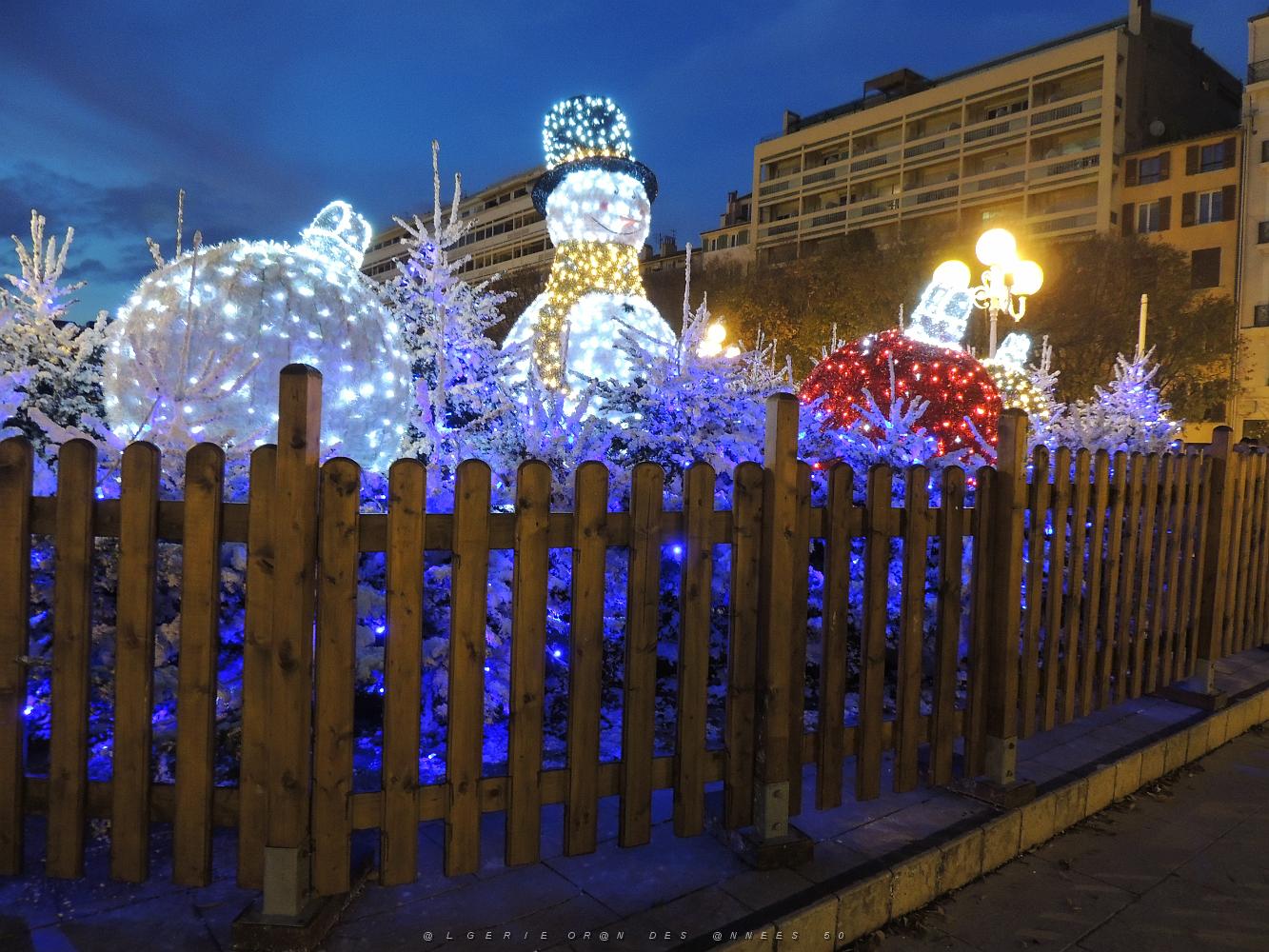 45  Toulon Place D'Armes.JPG -           